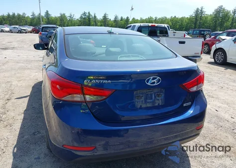 2015 Hyundai Elantra Limited z USA, uszkodzony, nr VIN 5NPDH4AE3FH615004